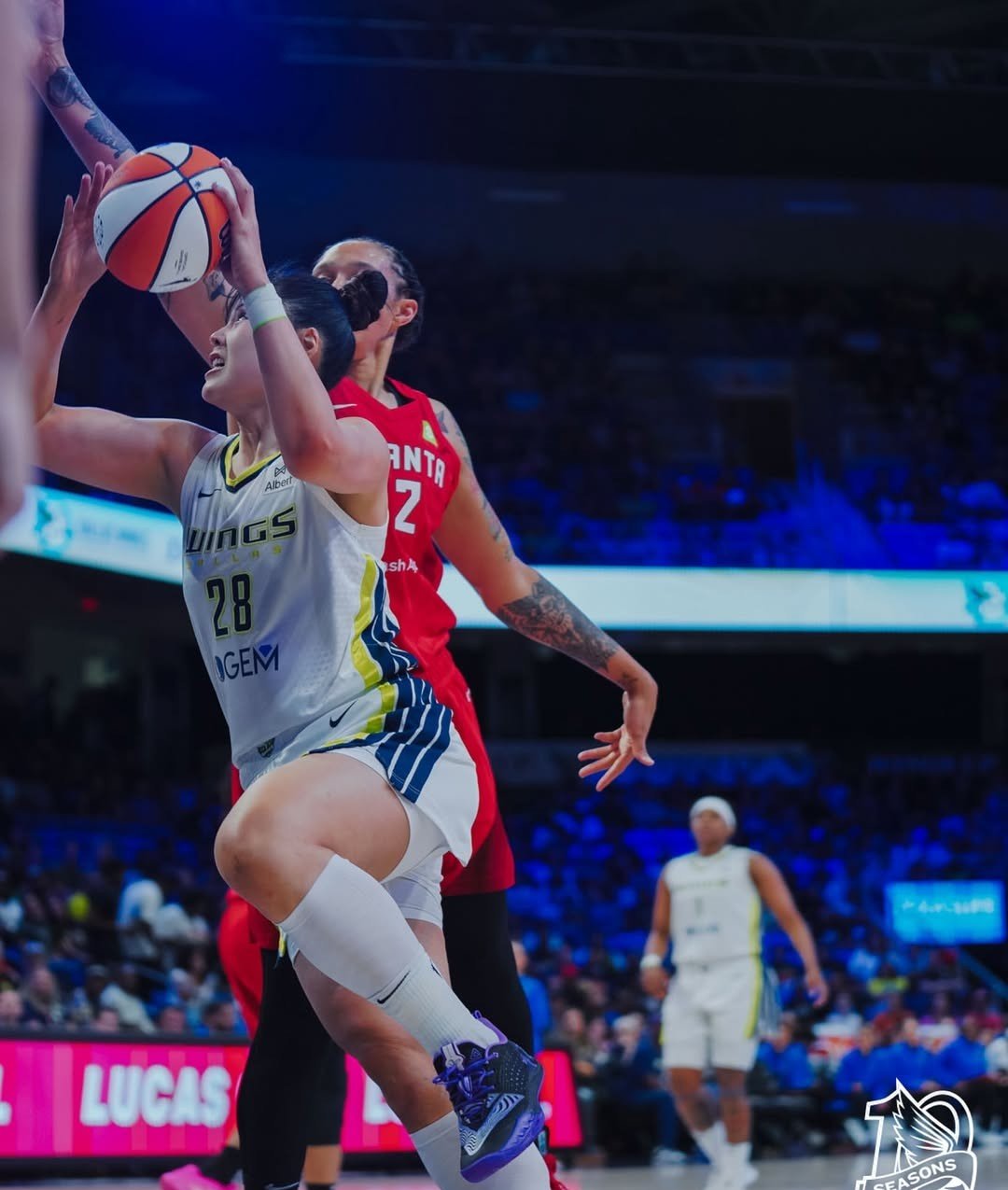 英雄联盟台服官网-国际比赛日突围战来临，达拉斯独行侠围绕NBA总决赛绝杀压哨，话题不断，细节决定成败的简单介绍