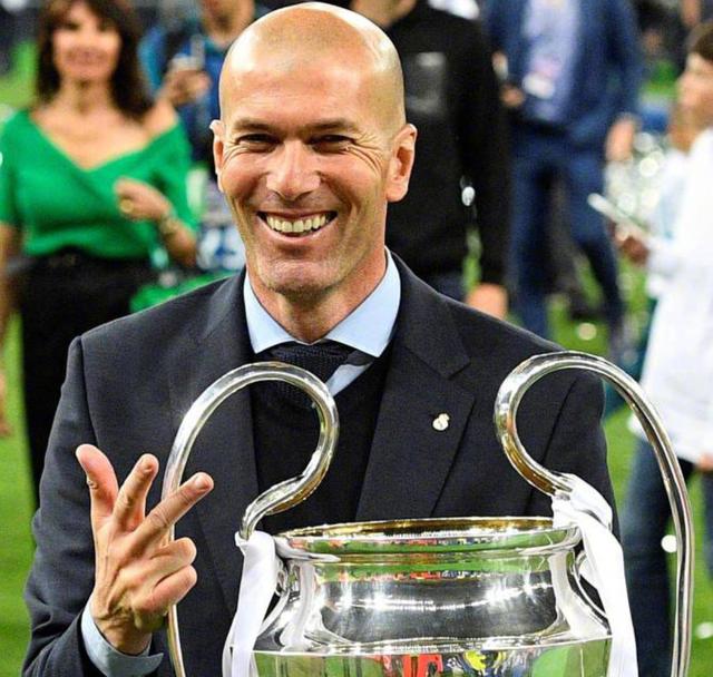 英雄联盟台服官网-克里夫兰骑士训练开放日，今晚回应争议引欢呼，西甲在即，纪律约束更严格的简单介绍